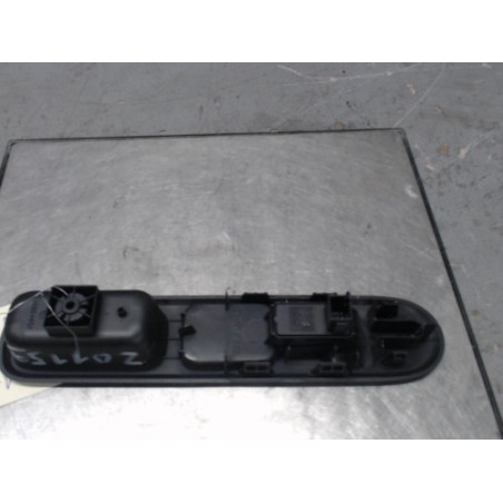 Interrupteur de leve vitre avant droit PEUGEOT 5008 1 Photo n°1