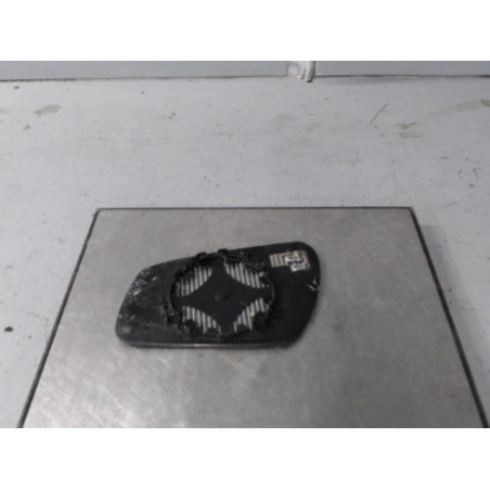 Glace retroviseur droit FORD FUSION Photo n°1