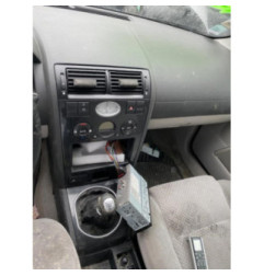 Cache moteur  FORD MONDEO 2 Photo n°7