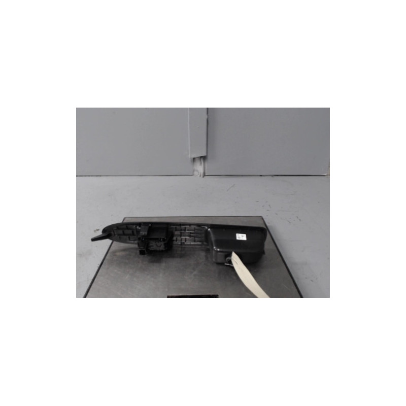 Interrupteur de leve vitre avant droit CITROEN C4 2