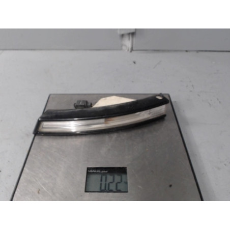 Optique avant secondaire gauche (feux)(clignotant) VOLKSWAGEN PASSAT VI Photo n°1