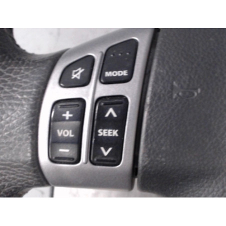 Volant SUZUKI SWIFT 3 Photo n°1