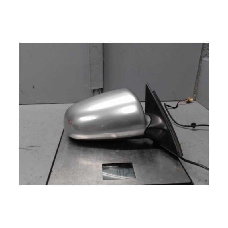 Retroviseur droit AUDI A4 2