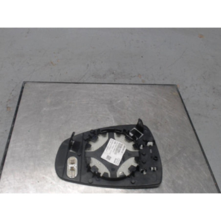 Glace retroviseur droit AUDI A1 1