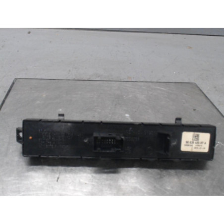 Bouton de warning PEUGEOT 3008 1