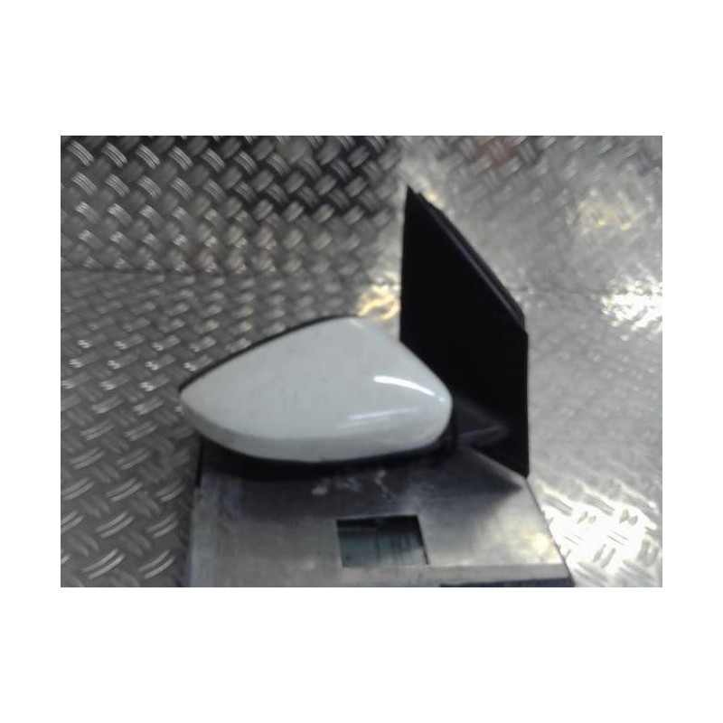 Retroviseur droit VOLKSWAGEN POLO 5