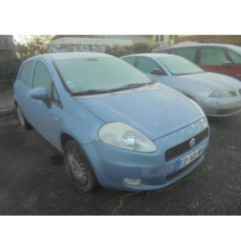 Anti brouillard droit (feux) FIAT GRANDE PUNTO Photo n°4