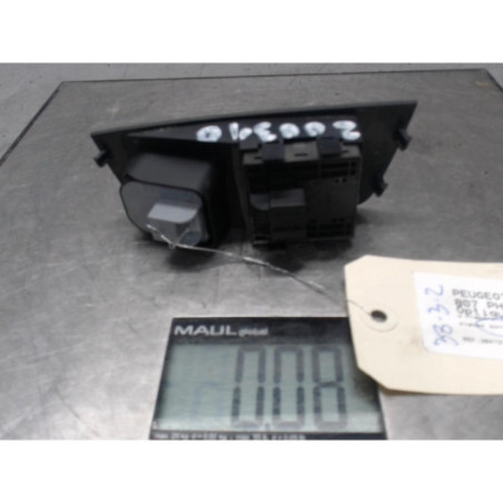 Interrupteur de leve vitre avant gauche AUDI A1 1 Photo n°1