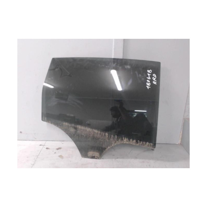 Vitre arriere droit FORD C-MAX 2