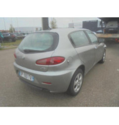 Pare choc arriere ALFA ROMEO 147 Photo n°9