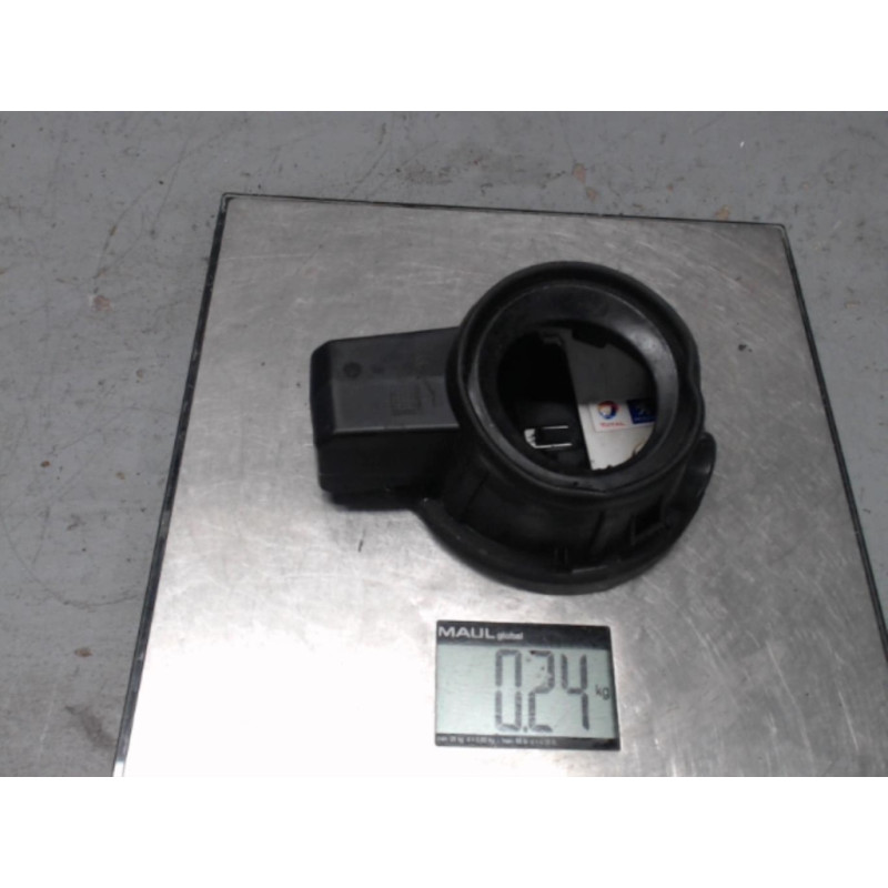 Trappe d'essence PEUGEOT 3008 1