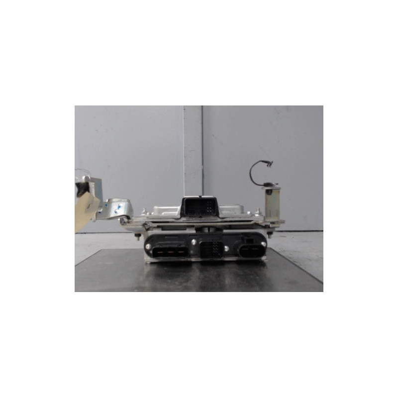 Calculateur moteur INFINITI Q50