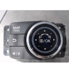 Commande GPS INFINITI Q50 Photo n°4