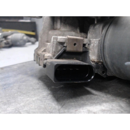 Moteur essuie glace avant gauche FORD FOCUS 3