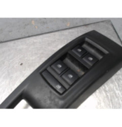 Interrupteur de leve vitre avant gauche OPEL MERIVA B Photo n°1