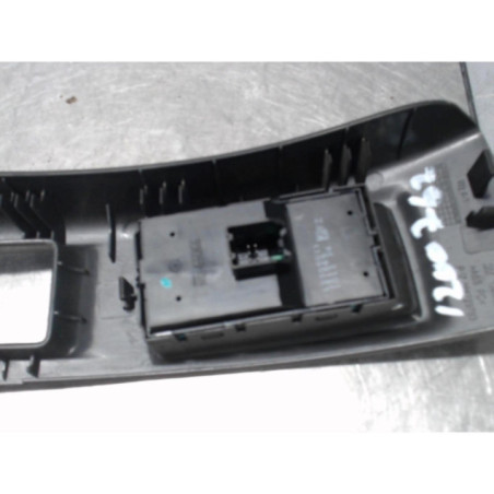 Interrupteur de leve vitre avant gauche OPEL MERIVA B