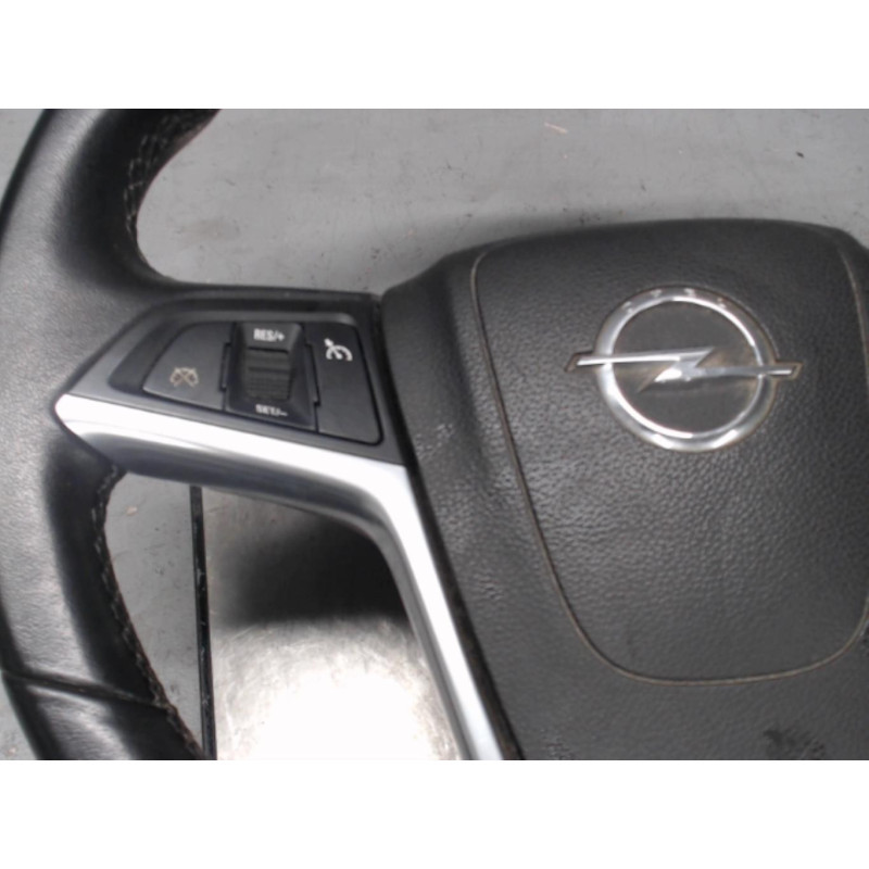 Volant OPEL MERIVA B