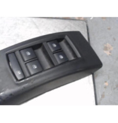 Interrupteur de leve vitre avant gauche OPEL MERIVA B Photo n°3