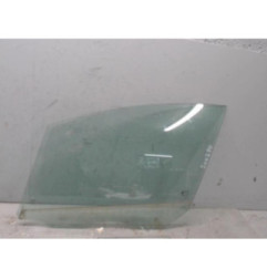Vitre avant gauche OPEL MERIVA B Photo n°1