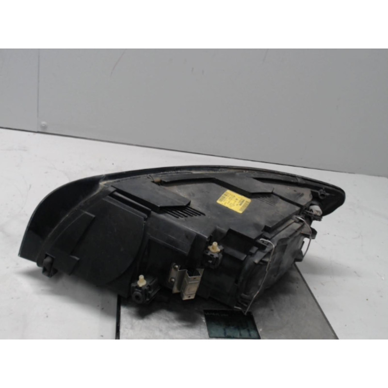 Optique avant principal droit (feux)(phare) VOLVO S 40 2