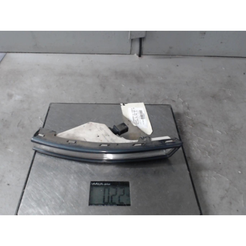 Optique avant secondaire gauche (feux)(clignotant) VOLKSWAGEN PASSAT 5