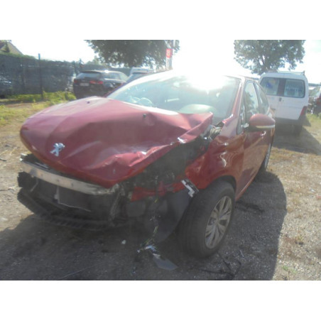 Vitre arriere droit PEUGEOT 208 1