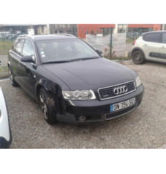 Anti brouillard gauche (feux) AUDI A4 2 Photo n°3