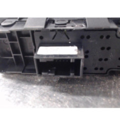 Interrupteur de leve vitre avant gauche PEUGEOT 308 1 Photo n°4