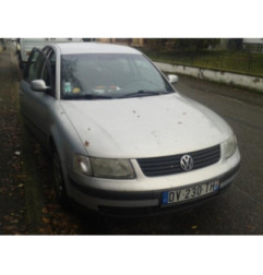 Cache moteur  VOLKSWAGEN PASSAT 4 Photo n°4