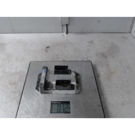 Calculateur moteur OPEL MERIVA A Photo n°1