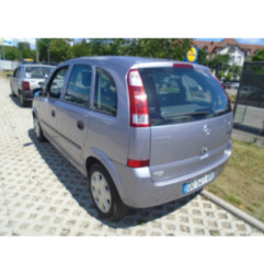 Calculateur moteur OPEL MERIVA A Photo n°8