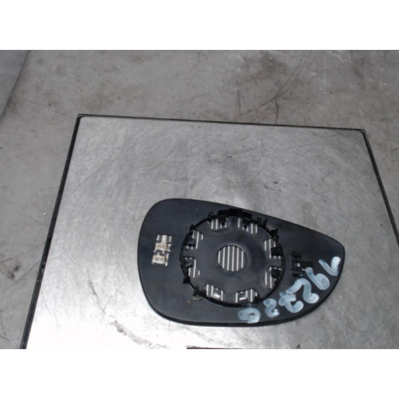 Glace retroviseur gauche FORD FIESTA 6