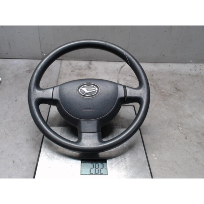 Volant DAIHATSU SIRION 2