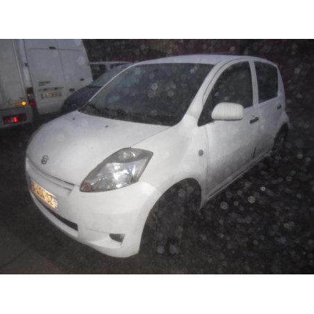 Volant DAIHATSU SIRION 2