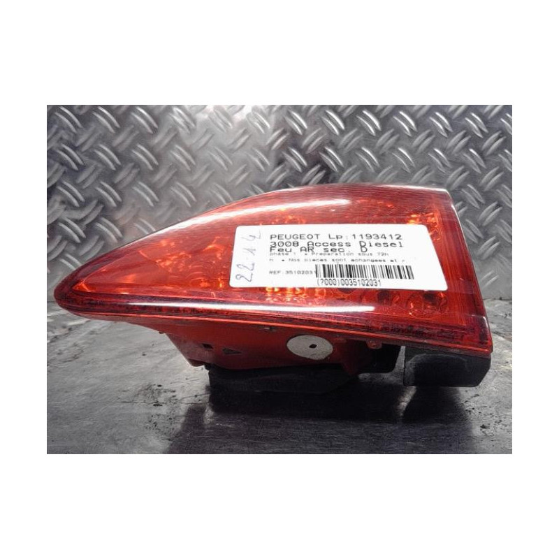 Feu arriere secondaire droit (feux) PEUGEOT 3008 1