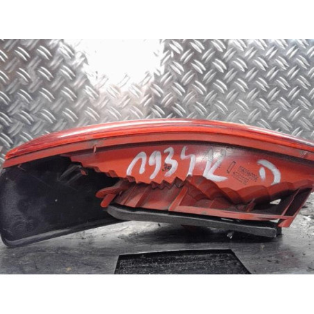 Feu arriere secondaire droit (feux) PEUGEOT 3008 1