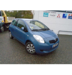 Moteur leve vitre avant gauche TOYOTA YARIS 2 Photo n°3