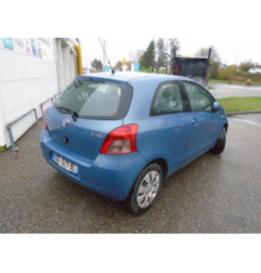 Moteur leve vitre avant gauche TOYOTA YARIS 2 Photo n°4