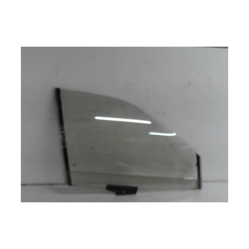 Vitre avant droit AUDI A8 1