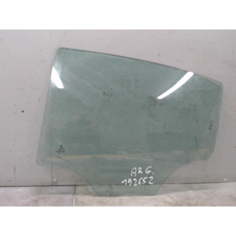 Vitre arriere gauche PEUGEOT 208 1