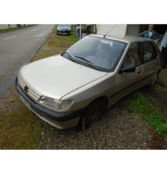 Glace retroviseur gauche PEUGEOT 306 Photo n°8