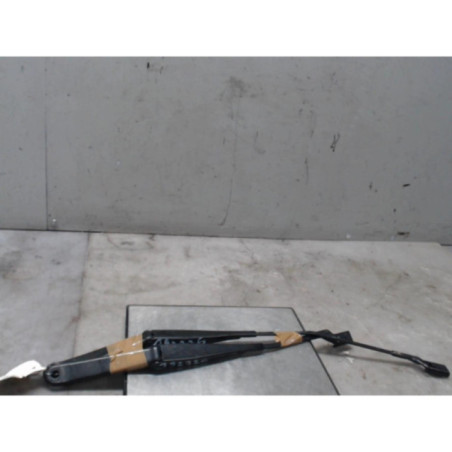 Bras essuie glace avant FORD FIESTA 6