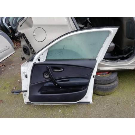 Porte avant droit BMW SERIE 1 E87