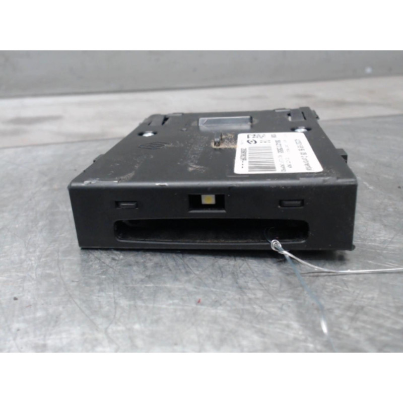 Lecteur de carte (neiman) RENAULT LAGUNA 3
