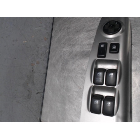 Interrupteur de leve vitre avant gauche KIA SPORTAGE 2