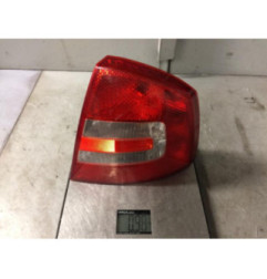 Feu arriere principal droit (feux) SKODA OCTAVIA 2 Photo n°1