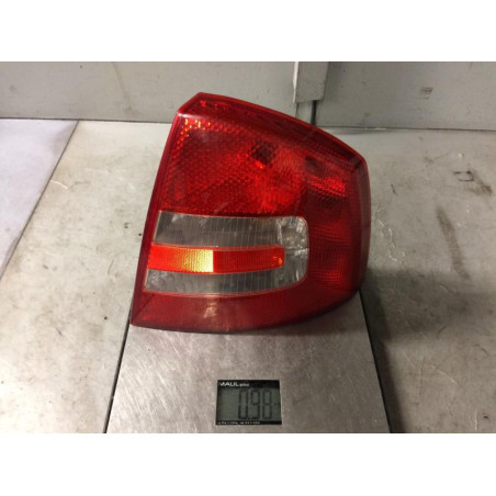 Feu arriere principal droit (feux) SKODA OCTAVIA 2 Photo n°1
