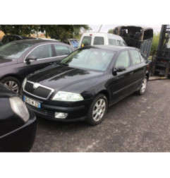 Feu arriere principal gauche (feux) SKODA OCTAVIA 2 Photo n°4