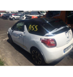 Poignee porte avant droit CITROEN DS3 Photo n°5