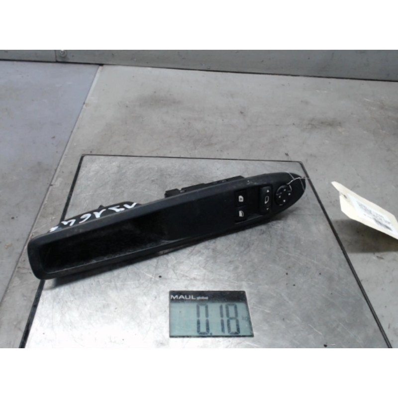 Interrupteur de leve vitre avant gauche CITROEN DS3